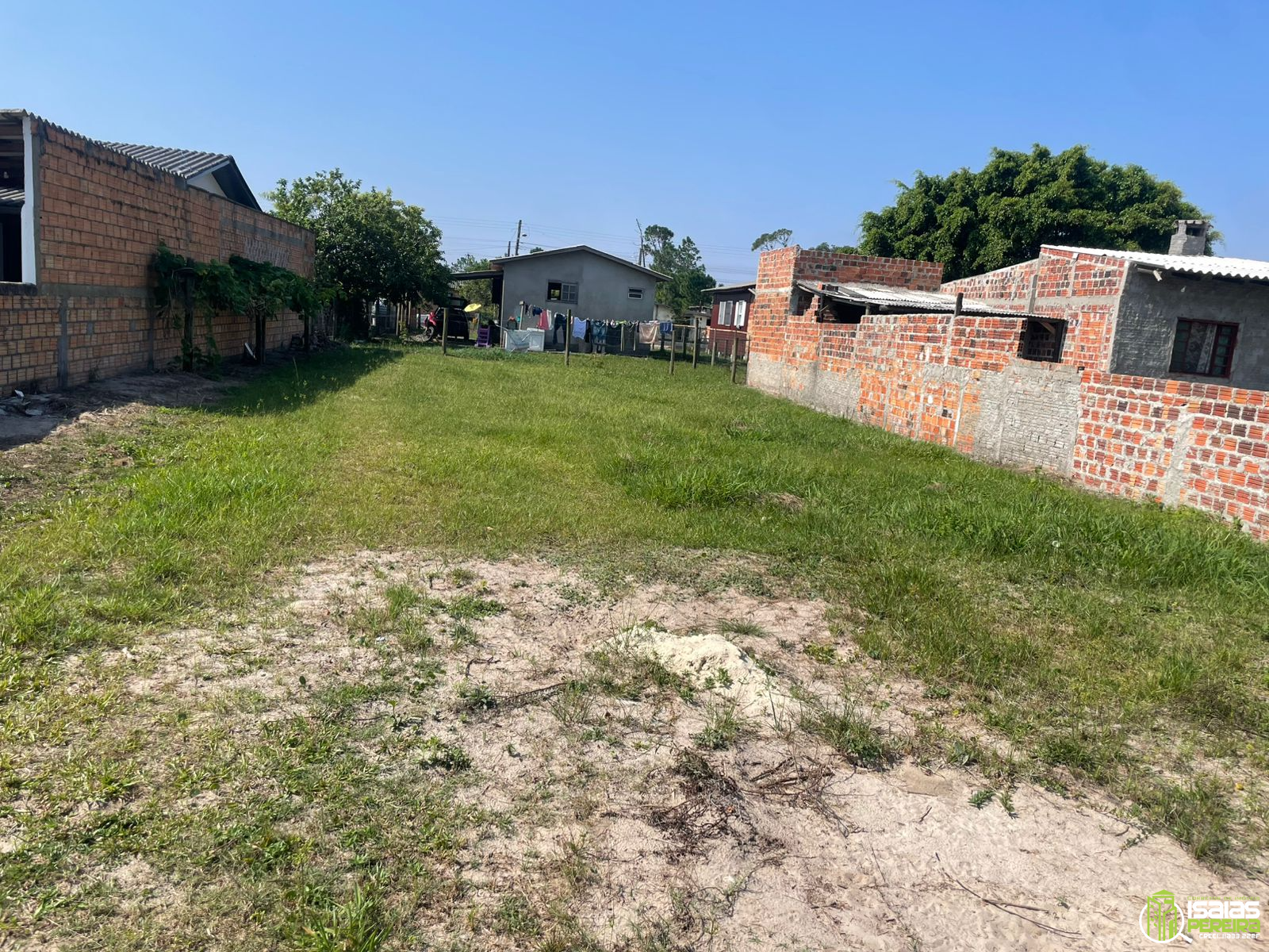 TERRENO NA PRAIA  DE BALNEARIO ARROIO DO SILVA-SC COM CONDIÇÕES DE FINANCIAMENTO PELA CAIXA ECONOMICA FEDERAL!
