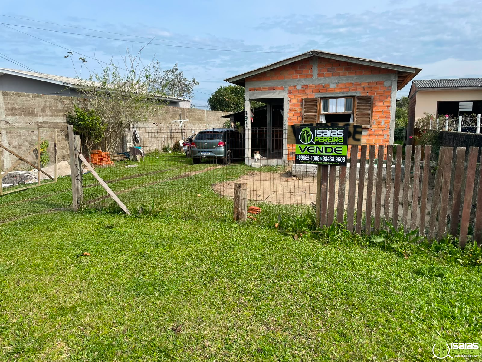 CASA À VENDA  NA PRAIA DE  BALNEÁRIO ARROIO DO SILVA – SC