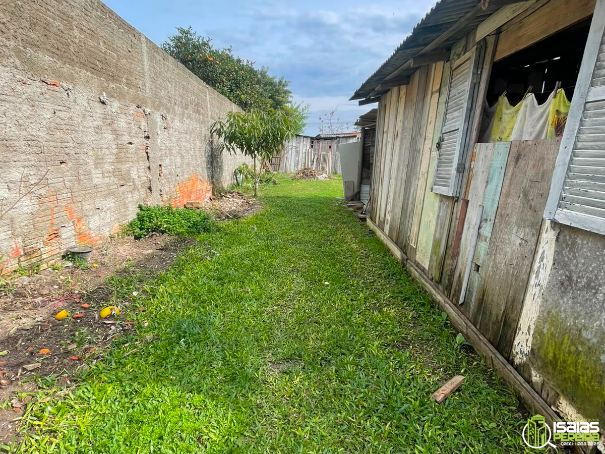 CASA À VENDA  NA PRAIA DE  BALNEÁRIO ARROIO DO SILVA – SC
