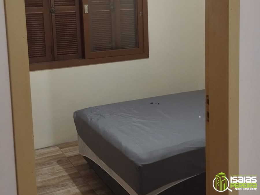 CASA DE DOIS PISOS À VENDA – PRAIA DA LAGOINHA – SC