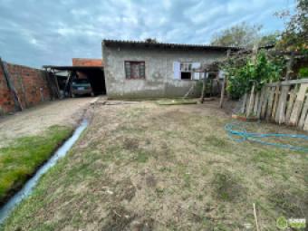 CASA À VENDA EM BALNEÁRIO ARROIO DO SILVA – SC